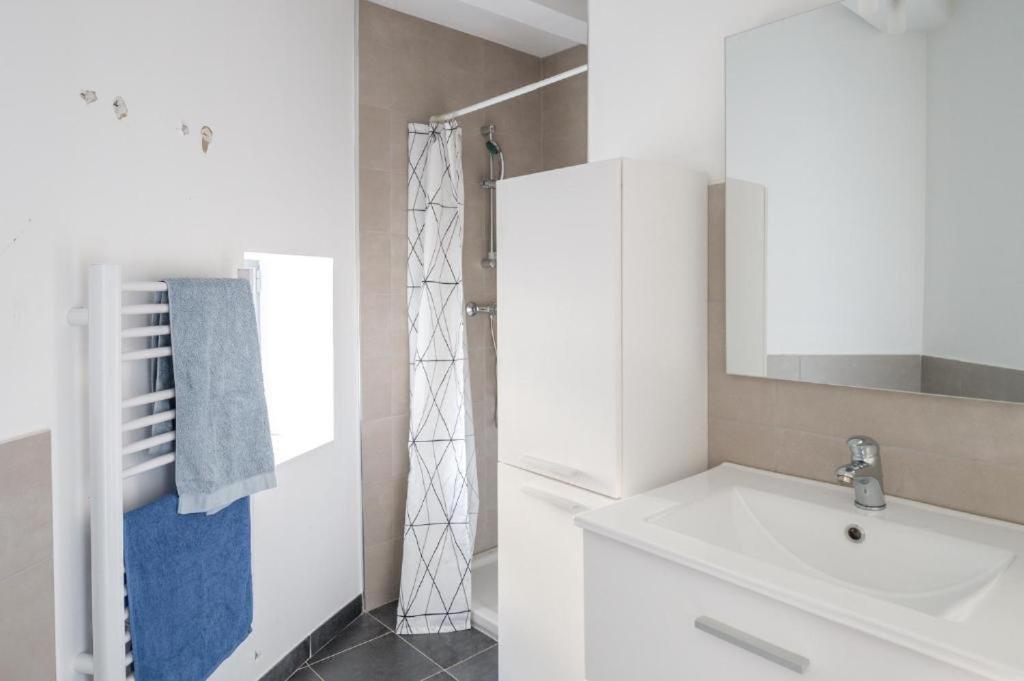Moderne & Lumineux - Hyper Centre Apartment Tournon-sur-Rhone Exterior photo
